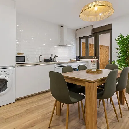 شقة Monet, Con Terraza, Cuna Y Trona