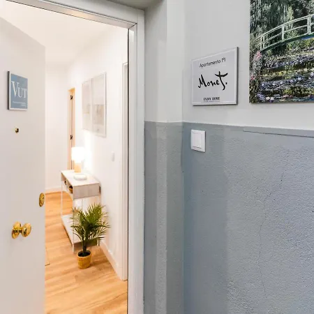 Monet, Con Terraza, Cuna Y Trona アパート *