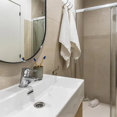 Appartement Monet, Con Terraza, Cuna Y Trona *